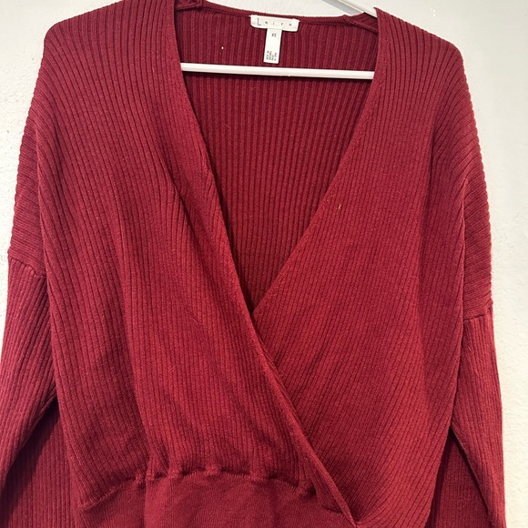 Leith V Neck - Picture 4 of 6